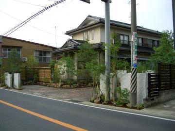 tH[@O