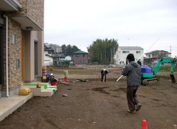 ���H����