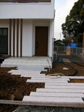 �A�v���[�`