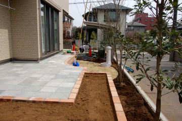 �e���X�K�[�f��