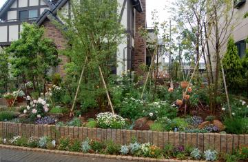 ���t�H�[���K�[�f��