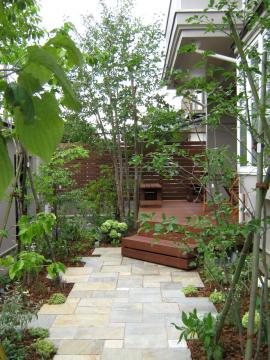 ���t�H�[���K�[�f��