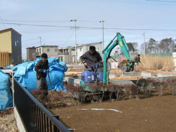 �����@��