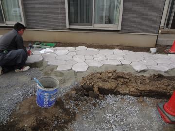 �~������