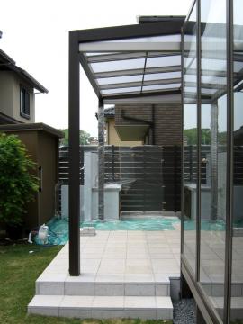 �e���X�K�[�f��