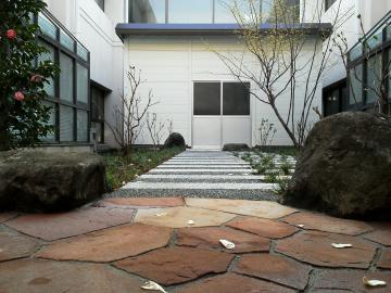 �����i�S�i�j3