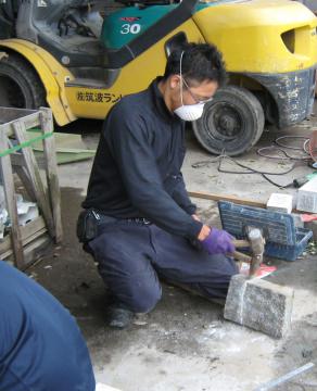 ��������N