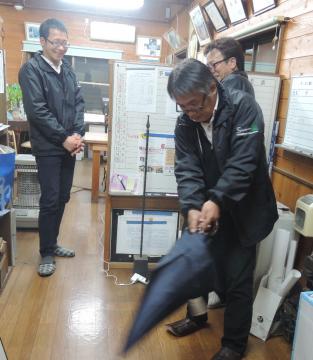 �X�E�B���O