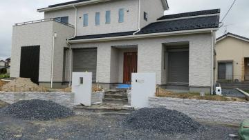 ���C���G�N�X�e���A