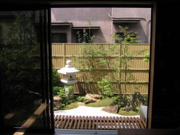 ���ˎs�ؒ�{�H