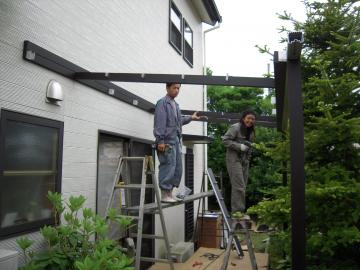 ���{�A���~