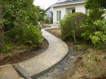 �A�v���[�`