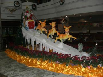 �z�e���̃N���X�}�X�f�B�X�v���C