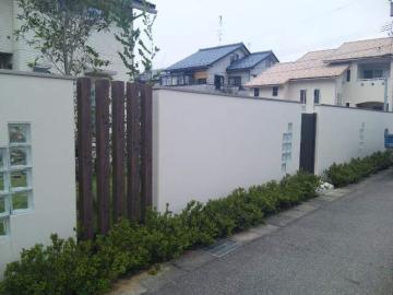 �K�[�f���X�[�p�[�R�[�g