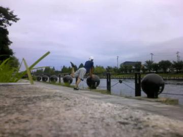 �G�h�͂�݂���|�[�Y�����Ă�����A�������݂̃q�g�Ɩڂ������A�}�C�b�`�B���O�`�ɂȂ���ueyama����