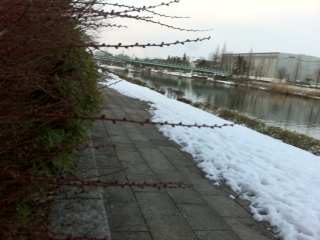 ���L���i�M���߂�