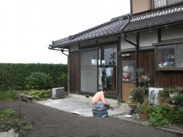 EO\GNXeA@g