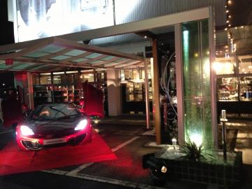 �O���b�c�G�~���O�W��