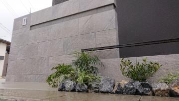 ����@�O�\�H��