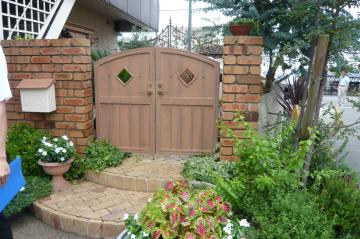 K[ffUCGNXeAE和EAv[`