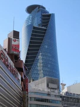 ���[�h�r��