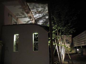 ��̃��C�e�B���O