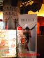 映画館の柱