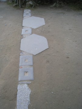 �F��Ȑ΍ނ̊񂹏W�߁c�S���̌`�A�ǂ����߂��ɂ����ˁ�