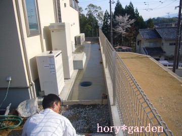 �e����A�s���R�����ׂĂ�Ɨ\�z�c�B