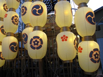 4œV_R@V_₩~̈󂪂Ă˂낤HƖB