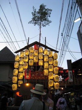 5ωR dƌ܂悤ɏɎRI