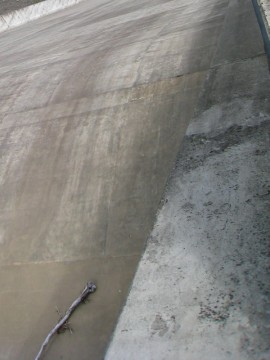 Ă؂}ɌXP[c傫ȃ_ȂI