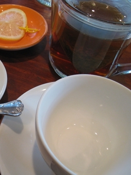 AgɂȂ̂҂ĂŒł̂ŁB