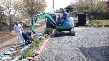 �u���b�N��̒�