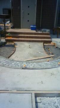 �s���R��