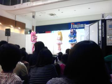 �v���L���A�V���[