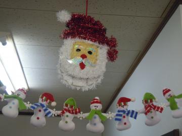 �T���^�N���[�X