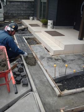 �Ђ����Ȃ��s�@�j�l�@�@�A�b�c�����R�Γ\��d�グ��