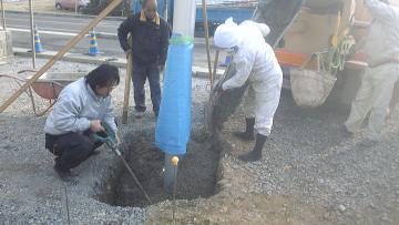 ���R������