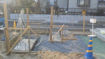 �x�[�X�R���N���[�g�Ő݊���