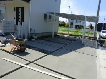 �A�[�L�f���I