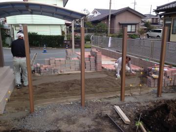 �ۂ���C���^�[���b�L���O�{�H��