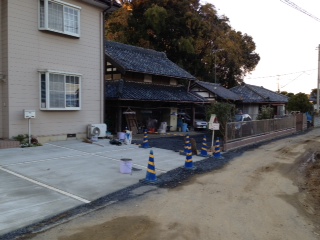 ���ԏ�R���N���[�g