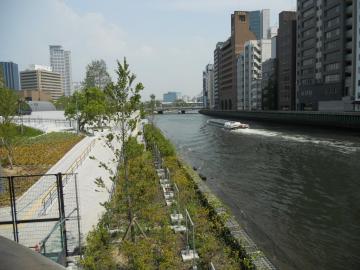 ���̓s��㐅��o�X