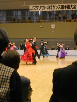 �v���t�F�b�V���i���_���X���Z��