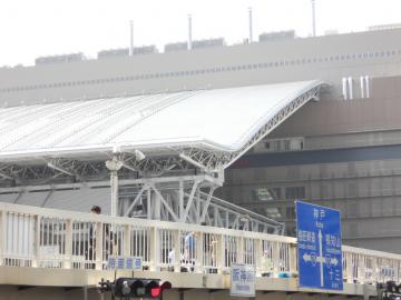 5���S�[���f���E�B�[�N�ɃI�[�v����JR���w�r��