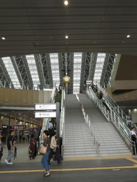 �󒆉��D����A����ɏ�K�ցB