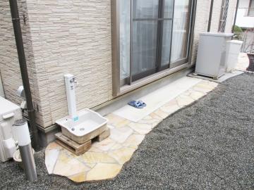 �ɐ����s�m�l�@�@�V�z�̊O�\�H���@�{�H��I