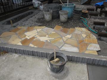 �ɐ����sT�l�@�K�[�f�����t�H�[���H���@�Q����