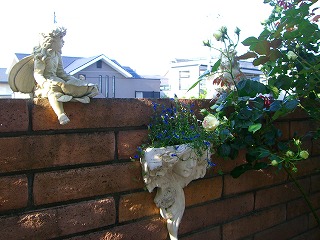 201012208